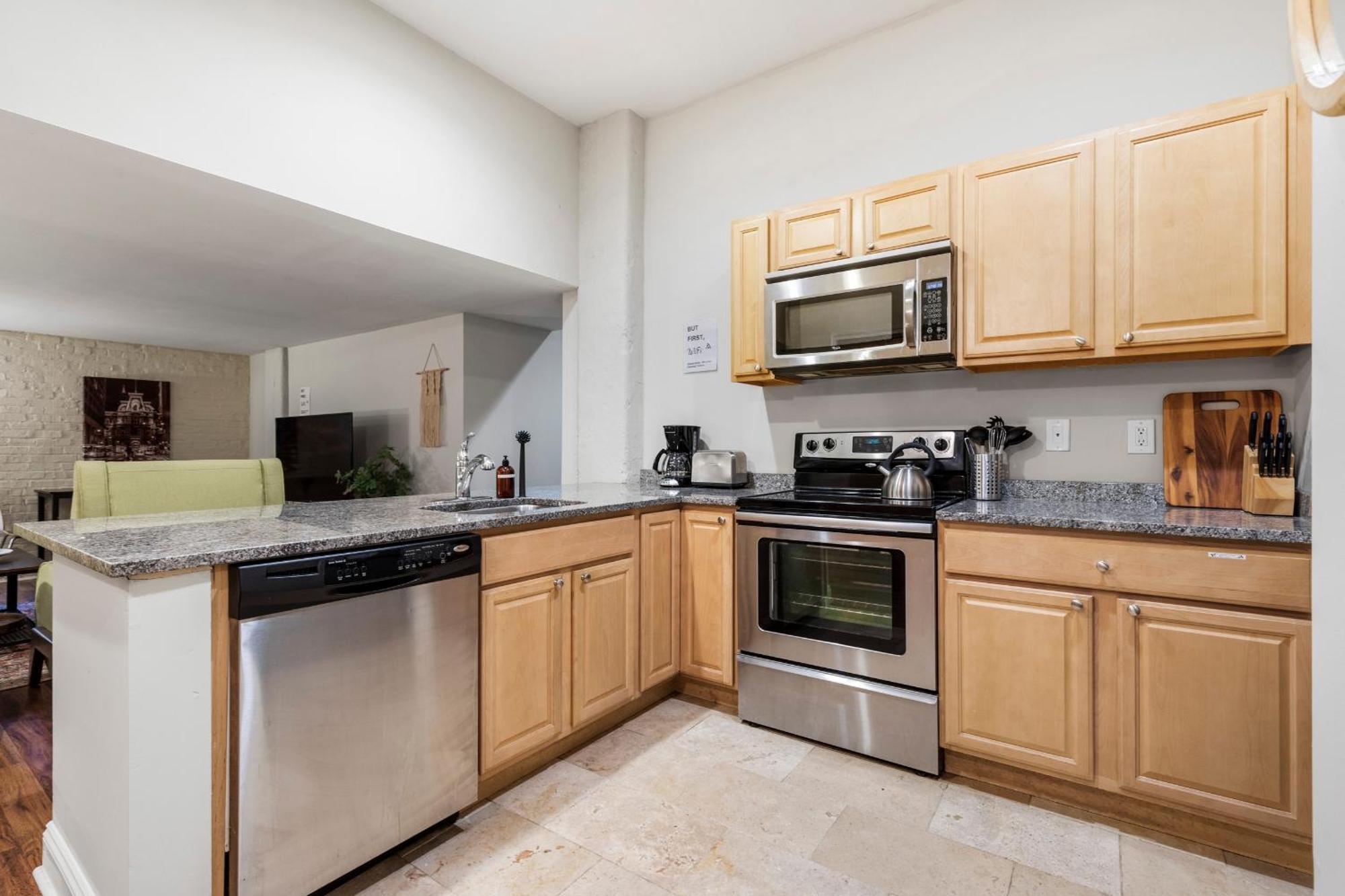 Sleeps 4! 2Br, Gym, Free Parking, Close To Major Attractions فيلادلفيا المظهر الخارجي الصورة