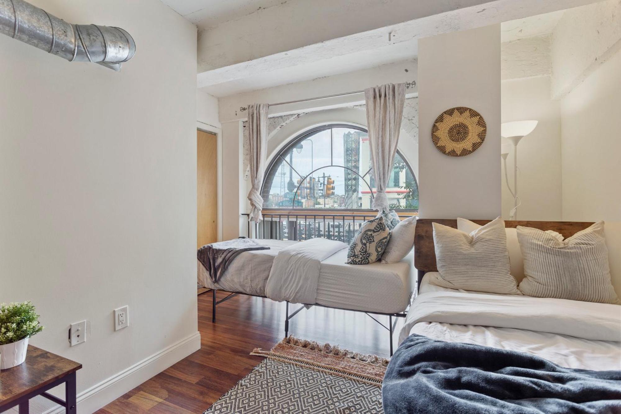 Sleeps 4! 2Br, Gym, Free Parking, Close To Major Attractions فيلادلفيا المظهر الخارجي الصورة